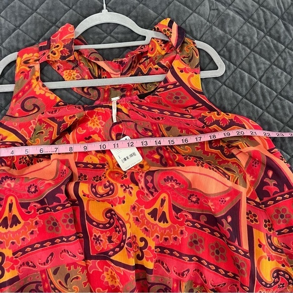 Free People Floral Paisley Top Sleeveless Large Pink Flowy Lined Boxy P - Picture 9 of 9